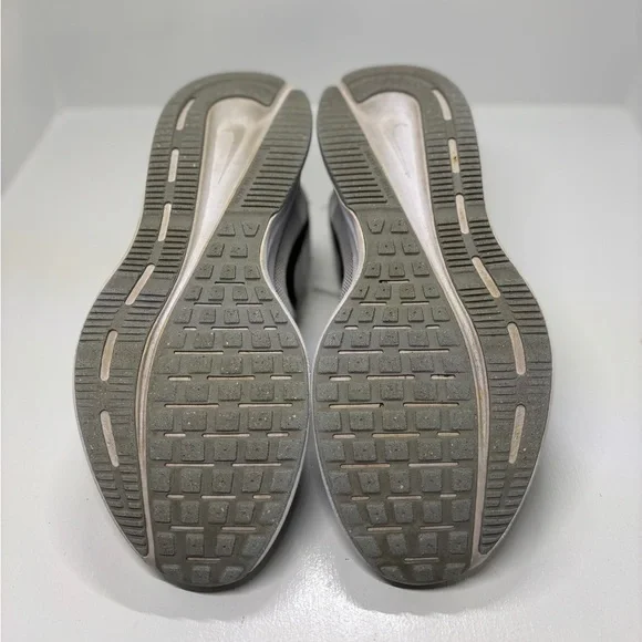 Nike Swift 3 Men’s Running Shoes Size 12 Gray Black Lightweight Trainers - Picture 7 of 12